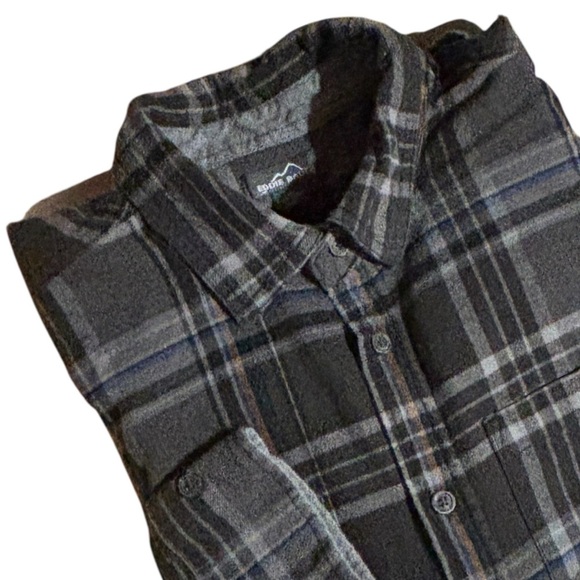 Eddie Bauer Flannel Shirt Mens XL Plaid Gray Black Cotton Button Down - Picture 1 of 9